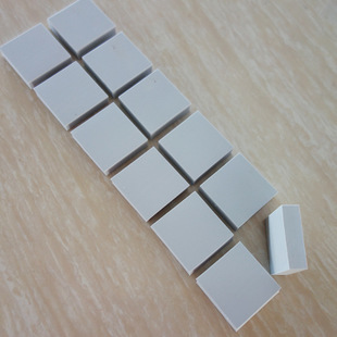 LED導(dǎo)熱硅膠片 導(dǎo)熱墊片 IC散熱硅膠片 散熱片